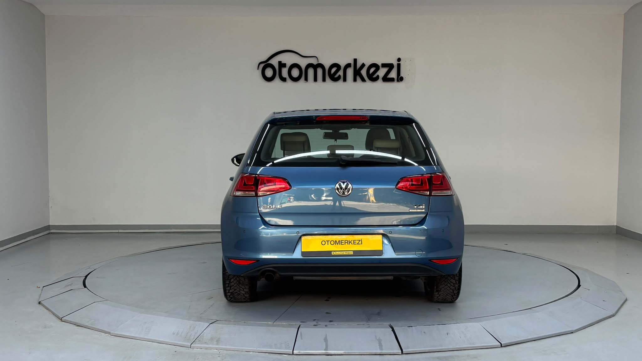 VOLKSWAGEN GOLF 8
